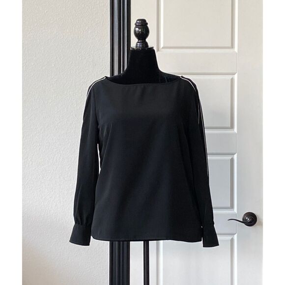 Banana Republic Tops - Formal Black Banana Republic Lined Refined Scoop - Neck T-Shirt
